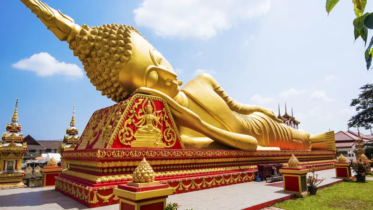 Reclining buddha Vientiane