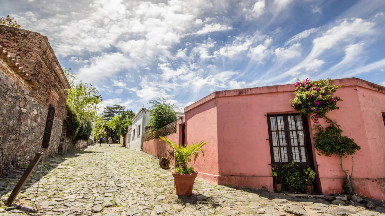 Calle de los Suspiros, Colonia Del Sacramento, Uruguay