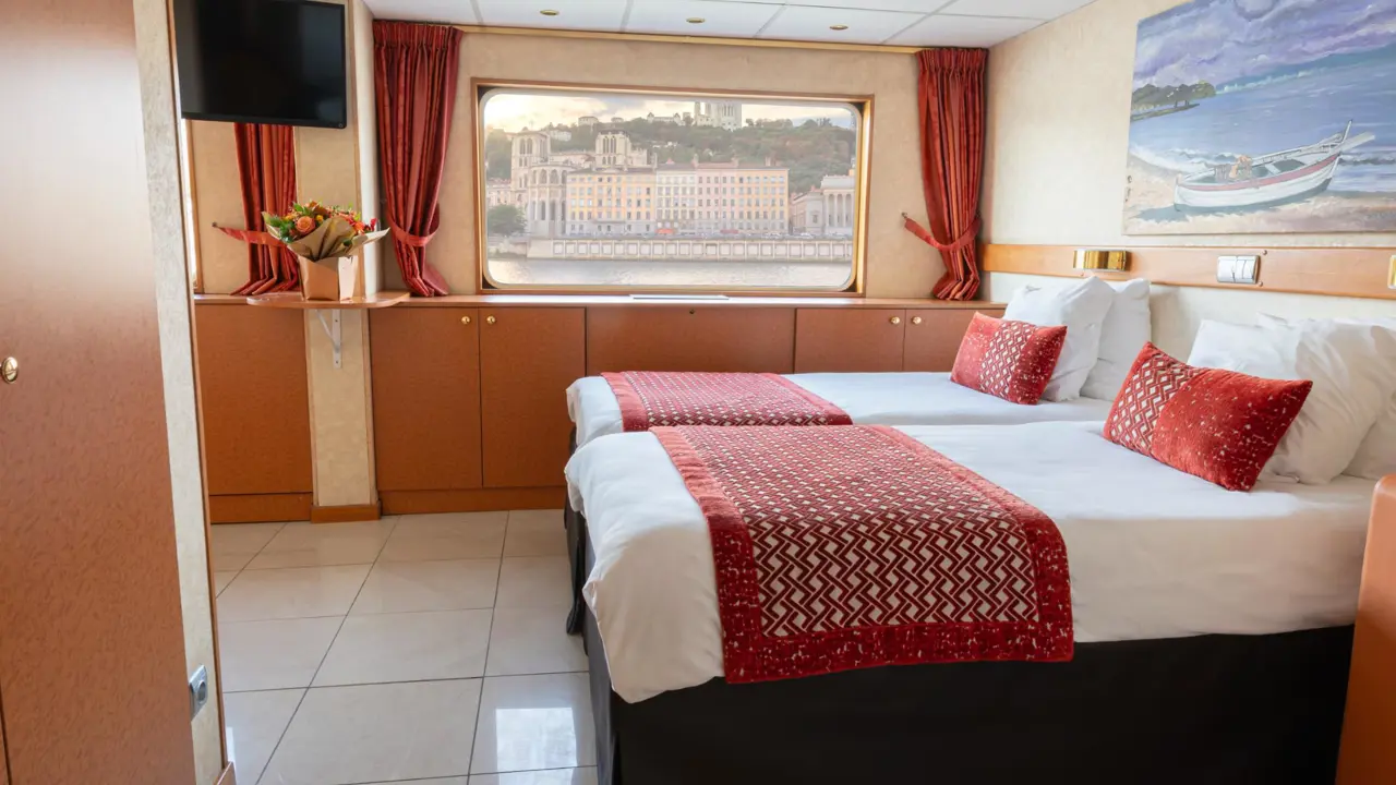 MS Rhone Princess cabin