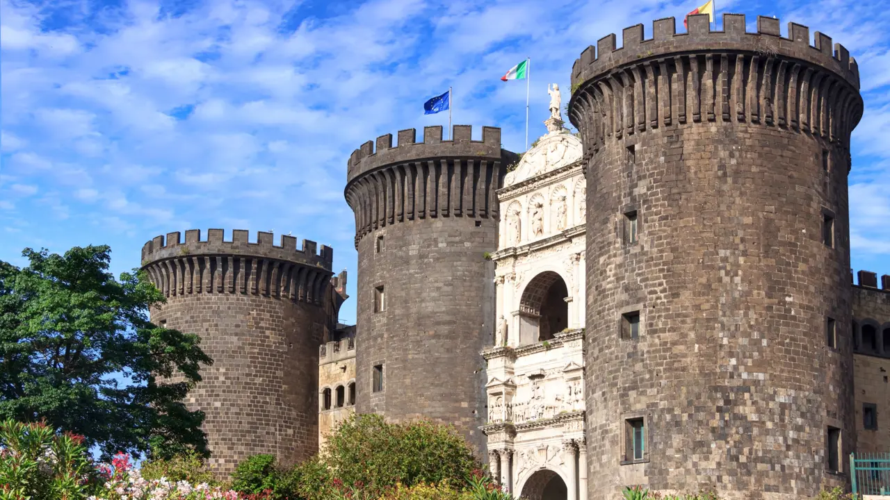 Castel Nuovo, Naples