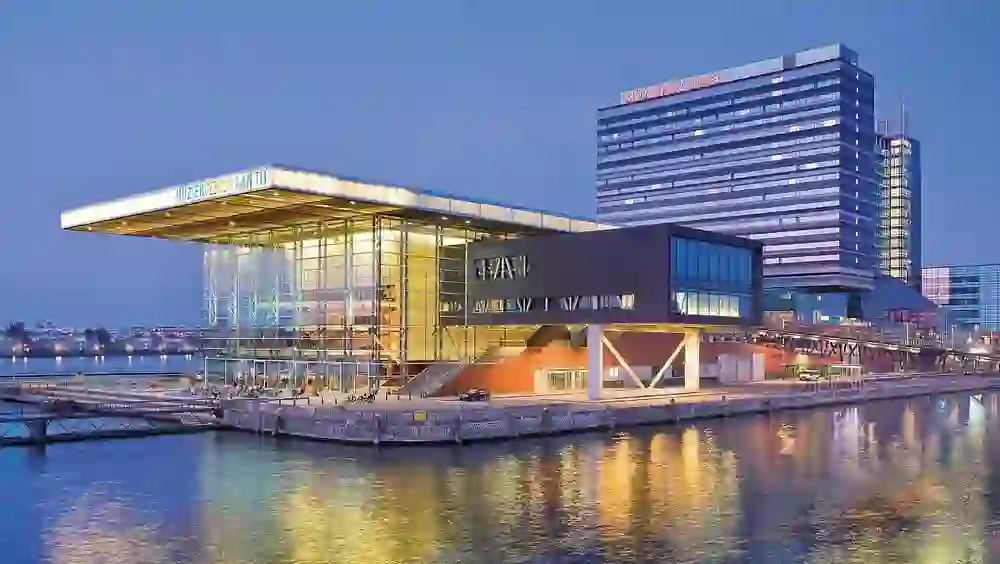 Mövenpick Hotel, Amsterdam City Centre, exterior