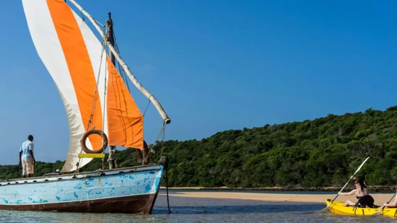 Machangulo Beach Lodge, Mozambique, boat and kayak