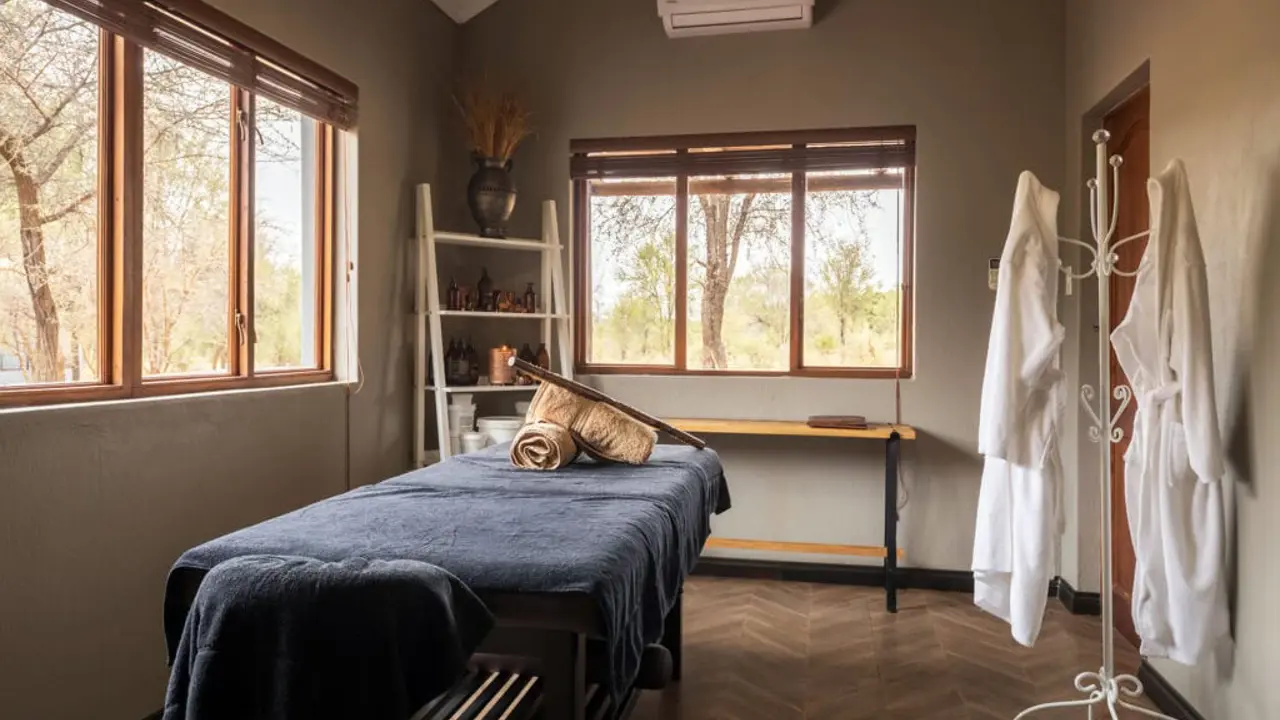 Chisomo Safari Camp Karongwe Spa