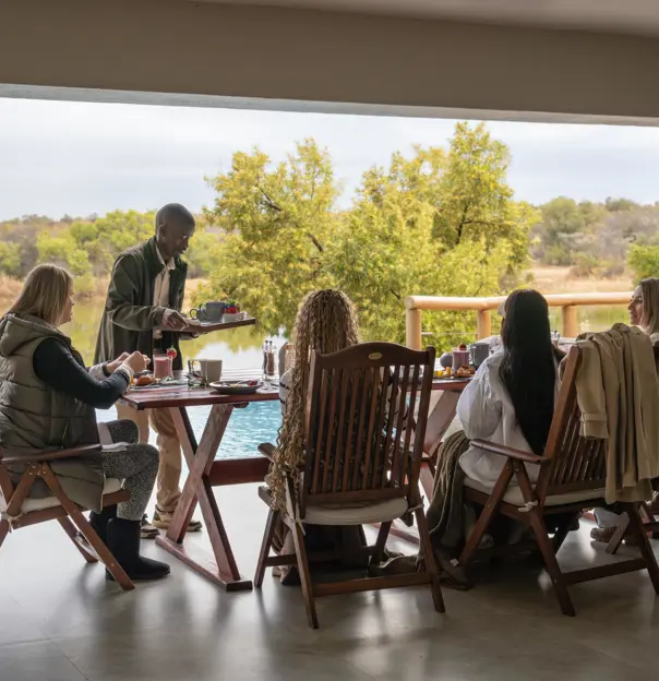 Kingfisher Villa Suites, Mabula Game Reserve, outdoor dining