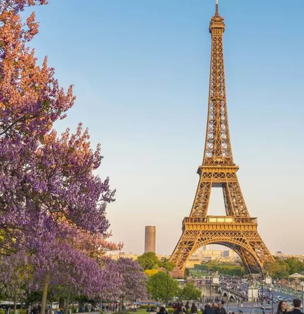 Sh 651396373 Paris Eiffel Tower