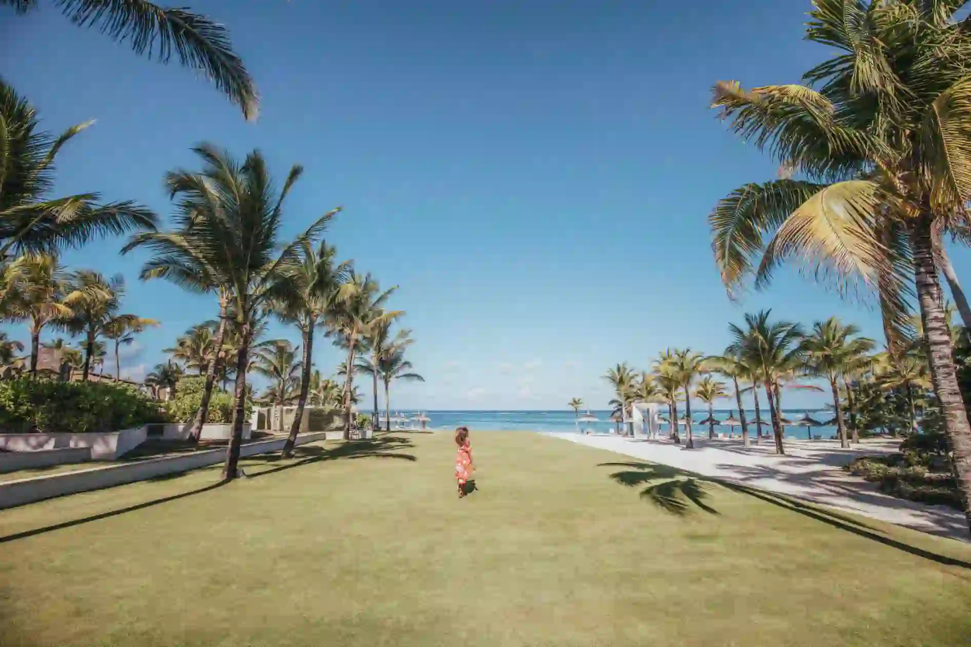 Long Beach, Mauritius Lawns