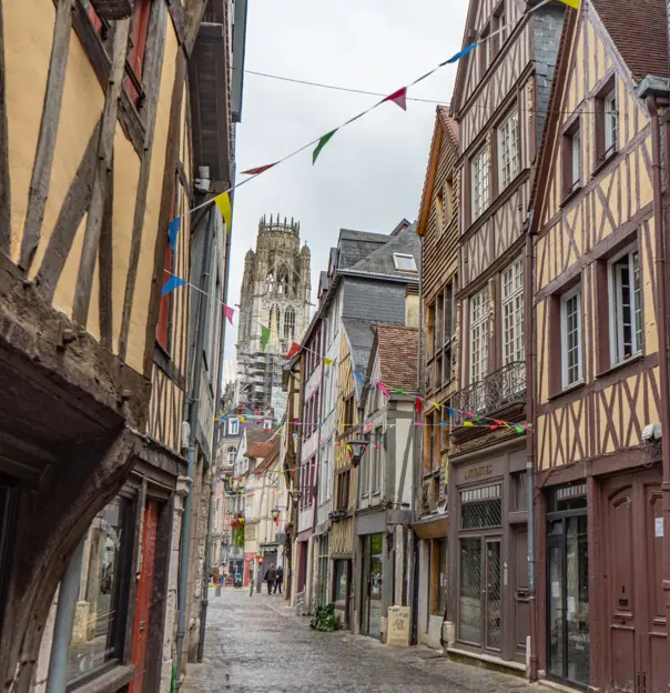 Walking Tour In Rouen, France