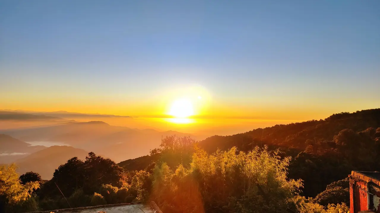 Sunrise at Tiger Hill, Darjeeling