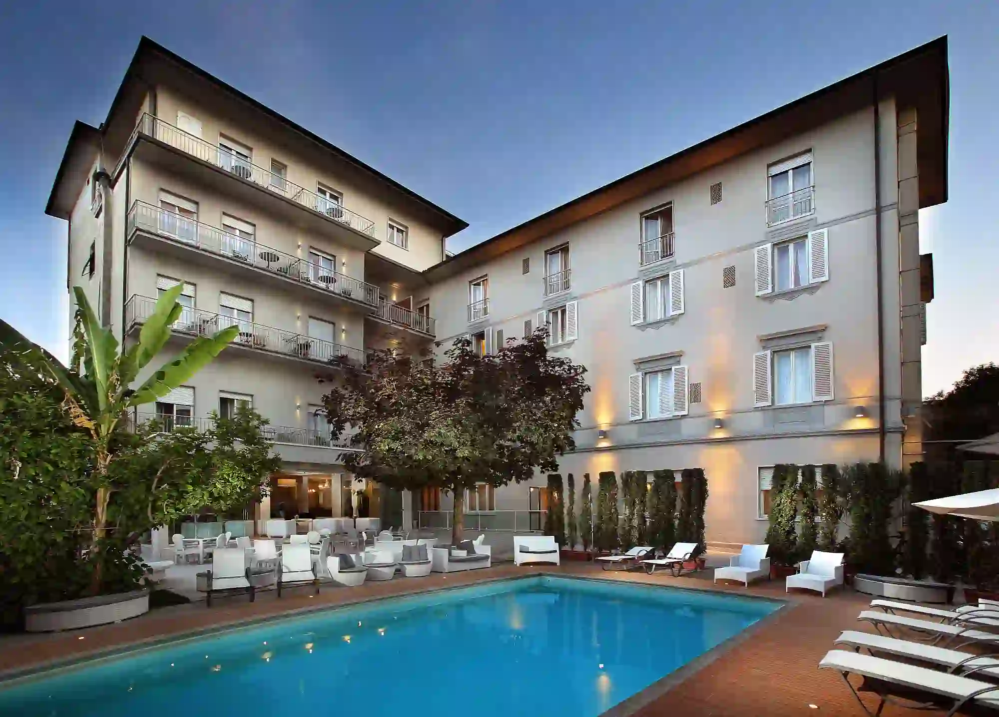 Hotel Manzoni, Montecatini, Pool And Exterior