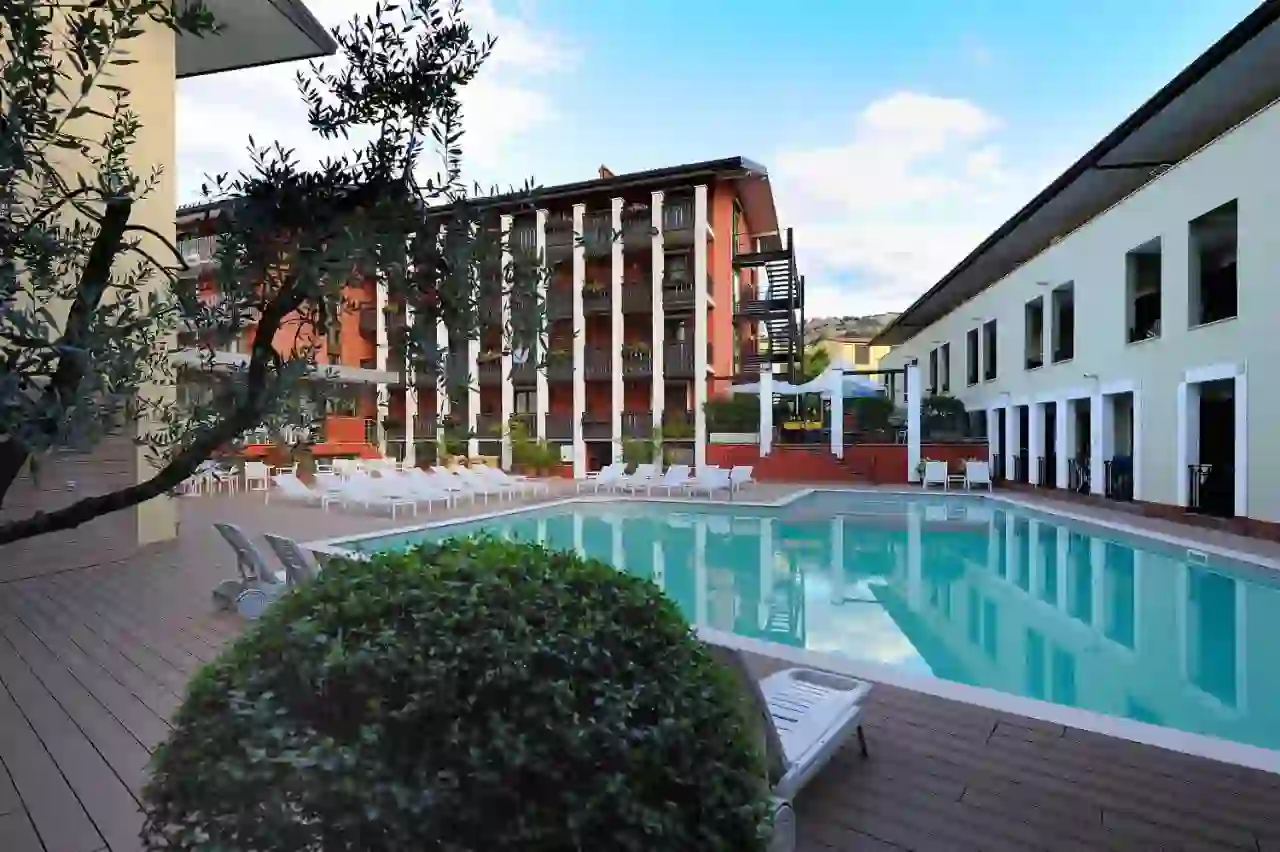 Club Hotel la Vela, Torbole, Pool