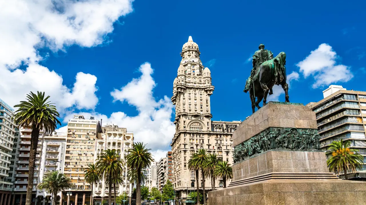 Artigas Mausoleum and Salvo Palace, Independence Square, Montevideo, Uruguay 