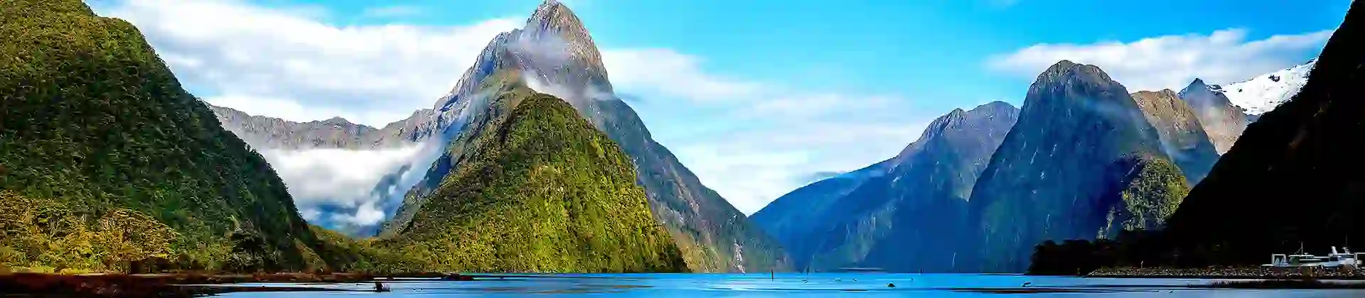 1920 AS 190833865 Milford Sound, New Zealand