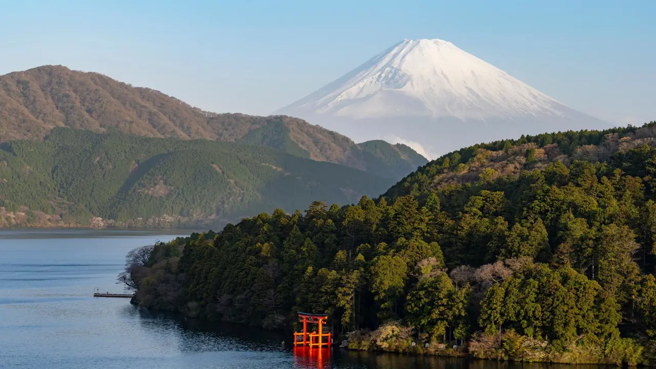 Mount Fuji from Lake Ashinoko, Hakone, with the Heiwa no torii shrine
