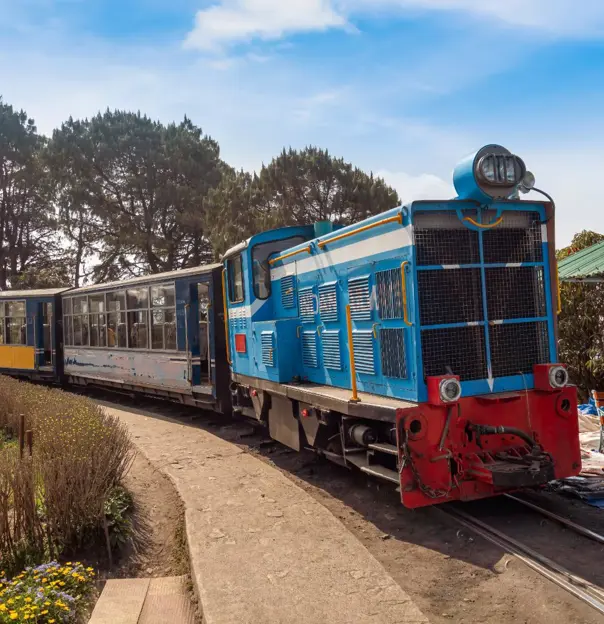 Shutterstock 2359551829 Darjeeling Himalayan Railway, India