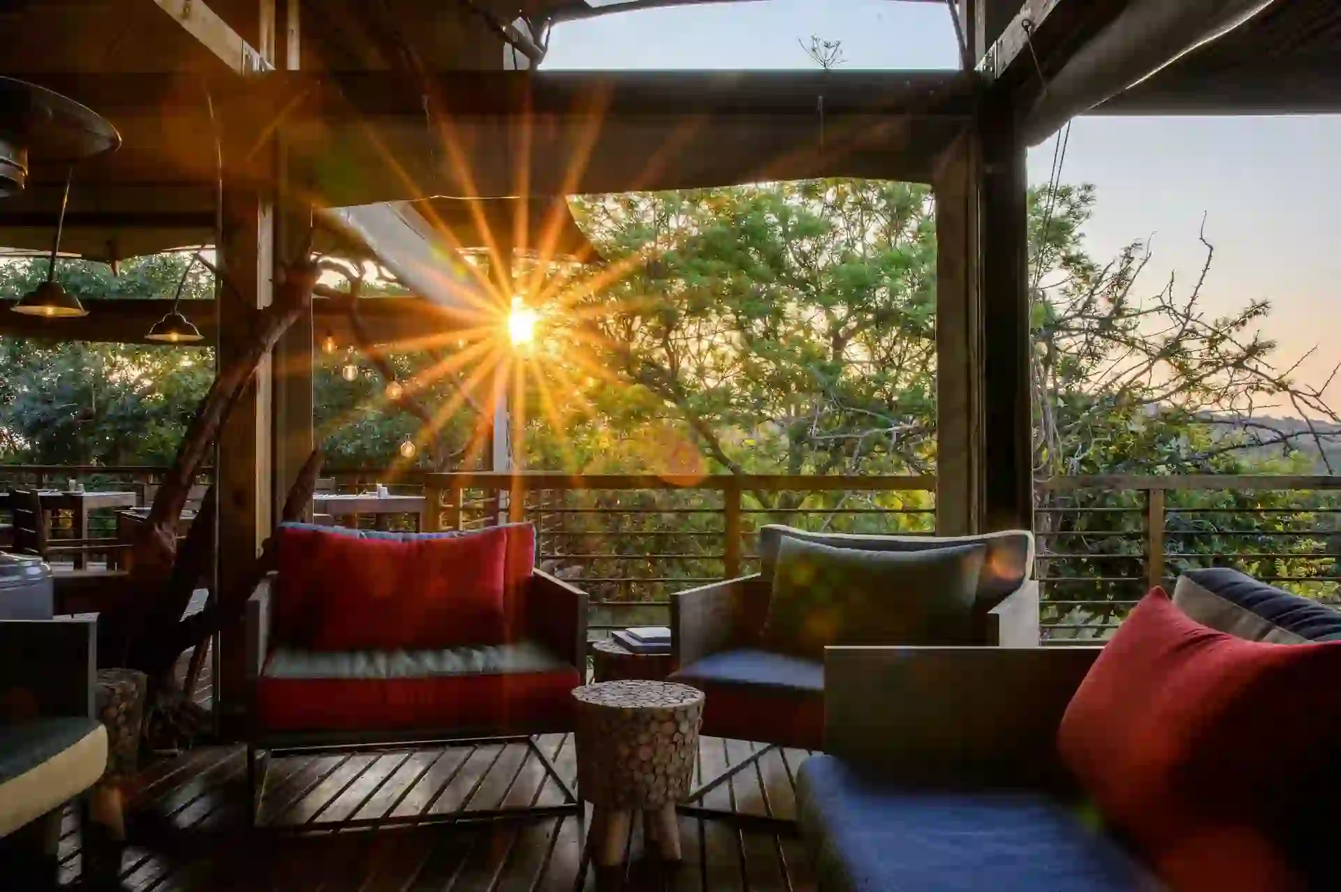 Ndhula Luxury Tented Lodge, lounge