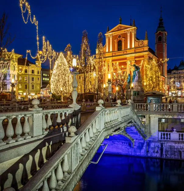 1920 Adobestock 556102210 Ljubljana Christmas Market, Slovenia