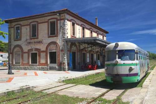 Little Green Train, Italy