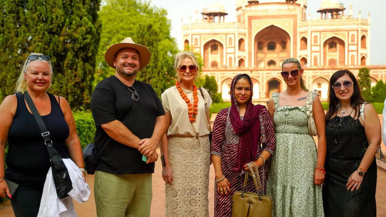 Newmarket Holidays tour group and guide, India