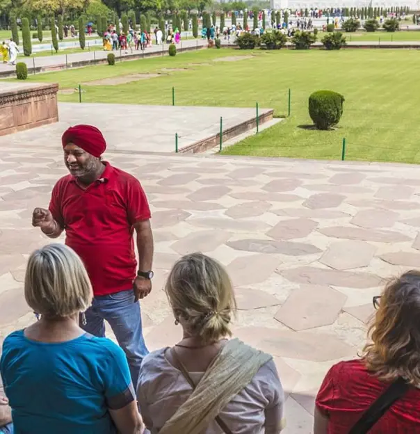 Gettyimages 690403612 Taj Mahal Tour Guide, Agra, Uttar Pradesh
