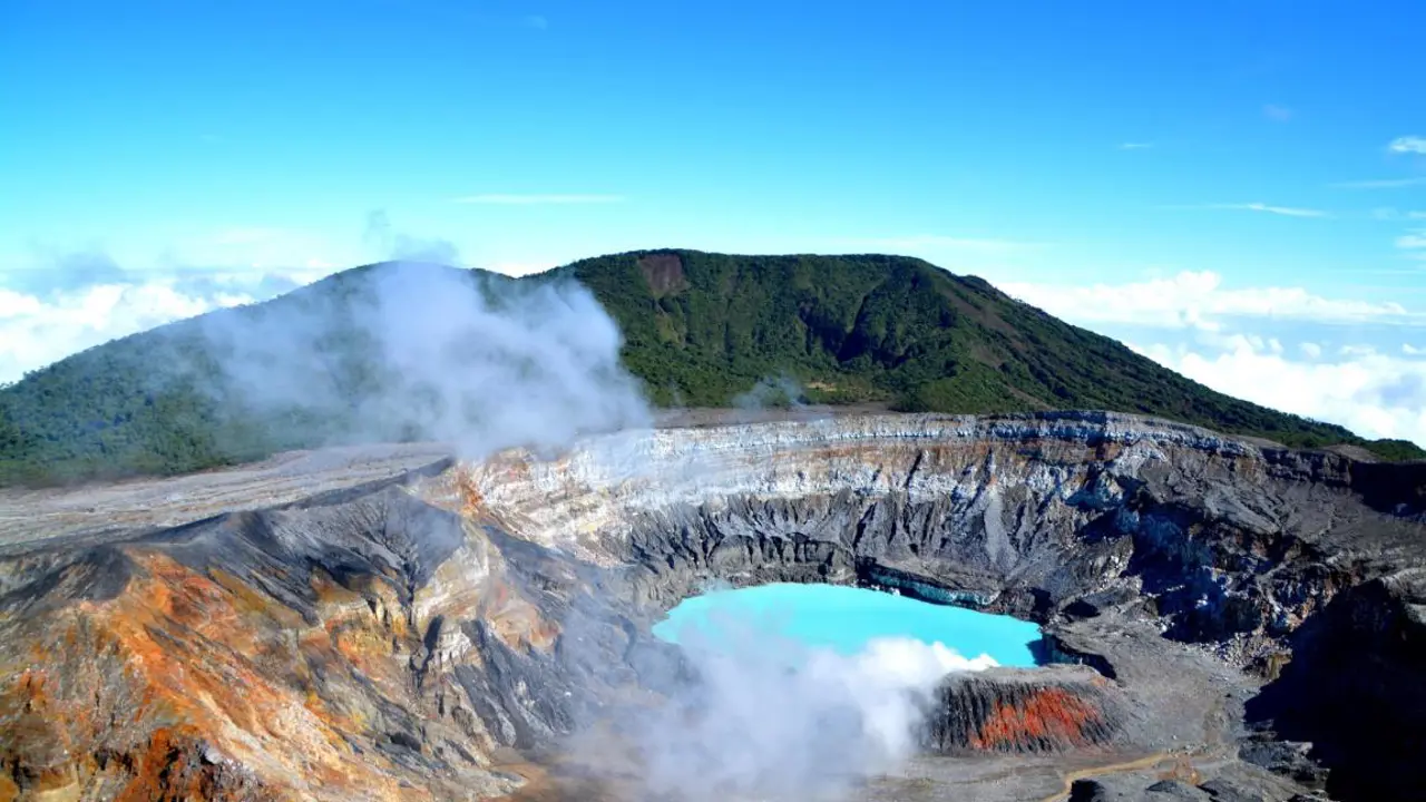 Shutterstock 253647520 The Crater And The Lake Of The Poas Volcano In Costa Rica