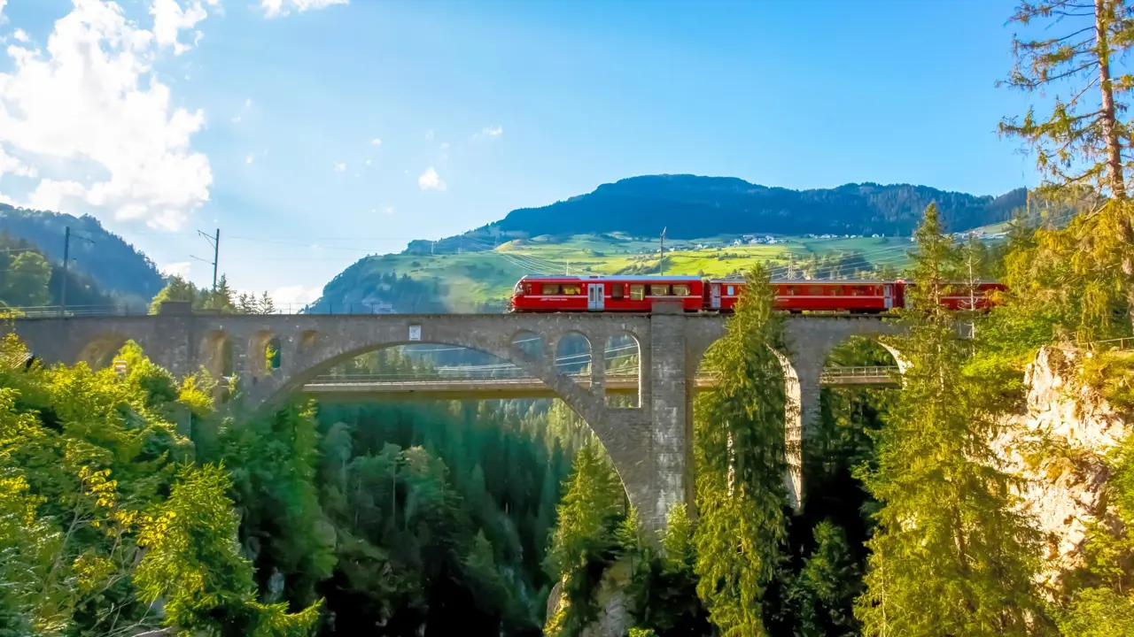 Bernina Express, Brusio Viaduct
