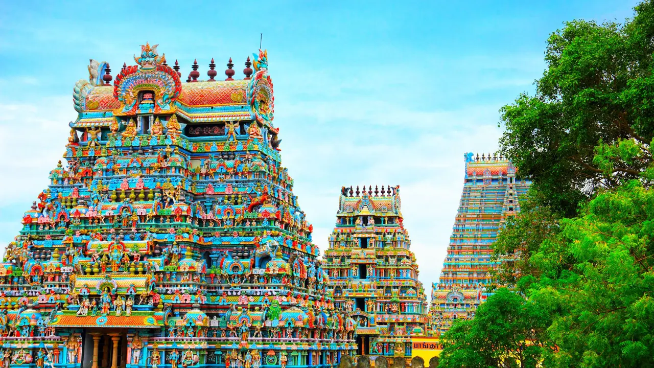 Meenakshi Hindu Temple In Madurai, Tamil Nadu, South India