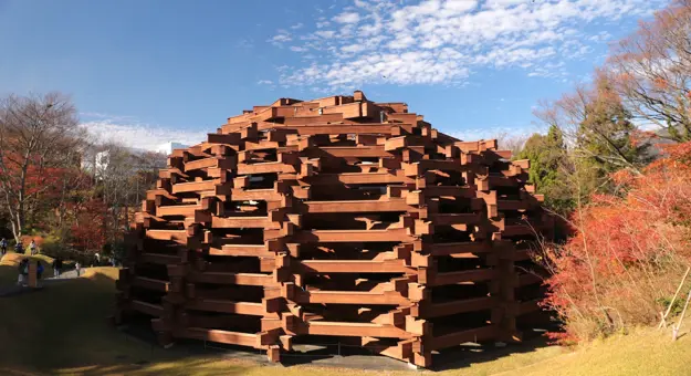 Shutterstock 2403431245