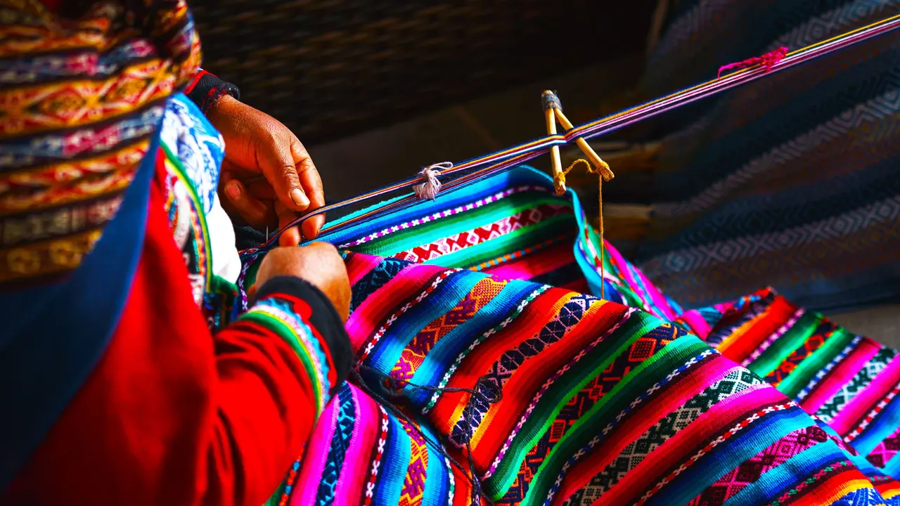 Traditional Peruvian Closing Knitting A Pattern