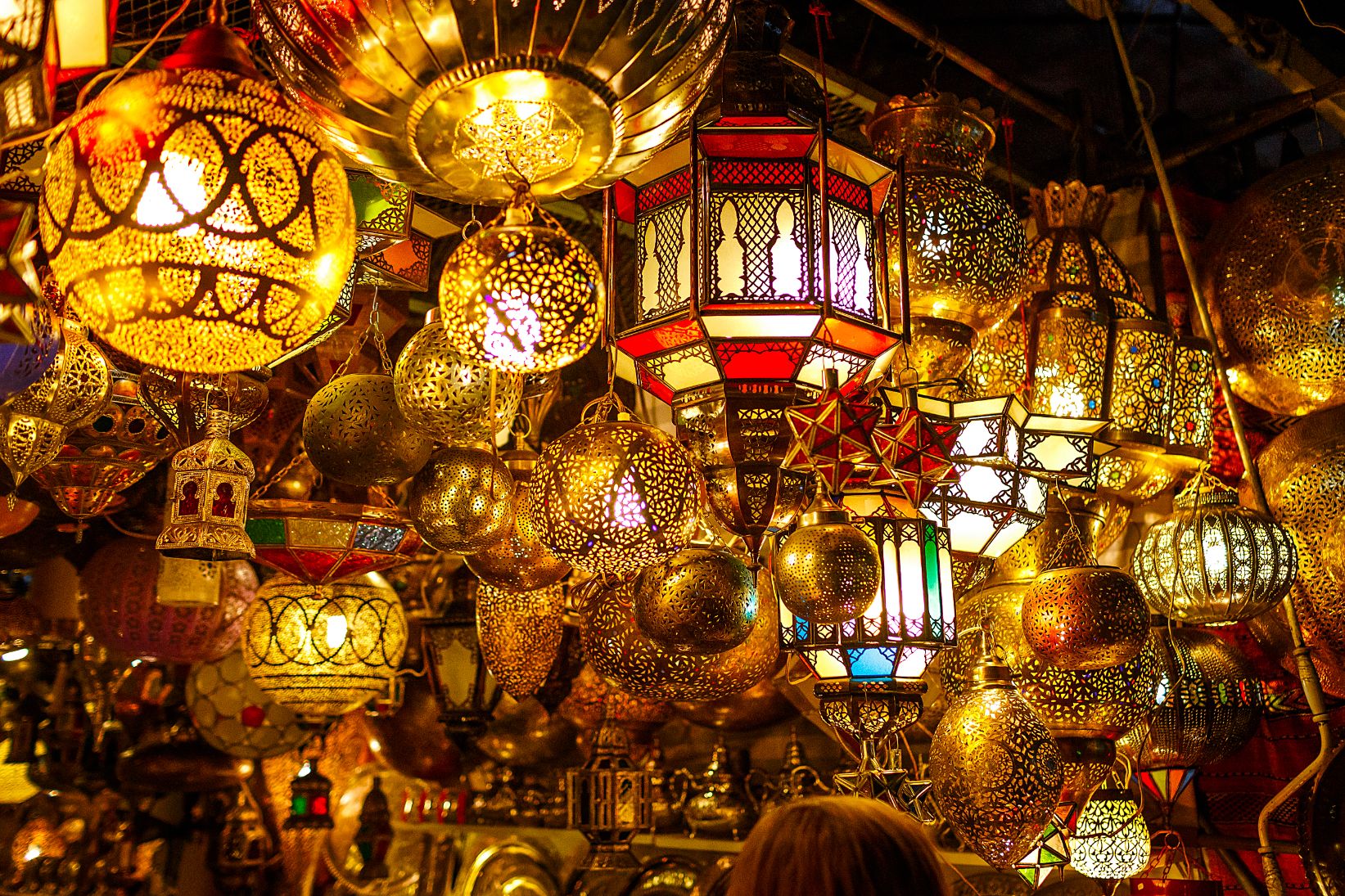  Range Of Lantern And Lamp Hanging In The Market At Marrakesh