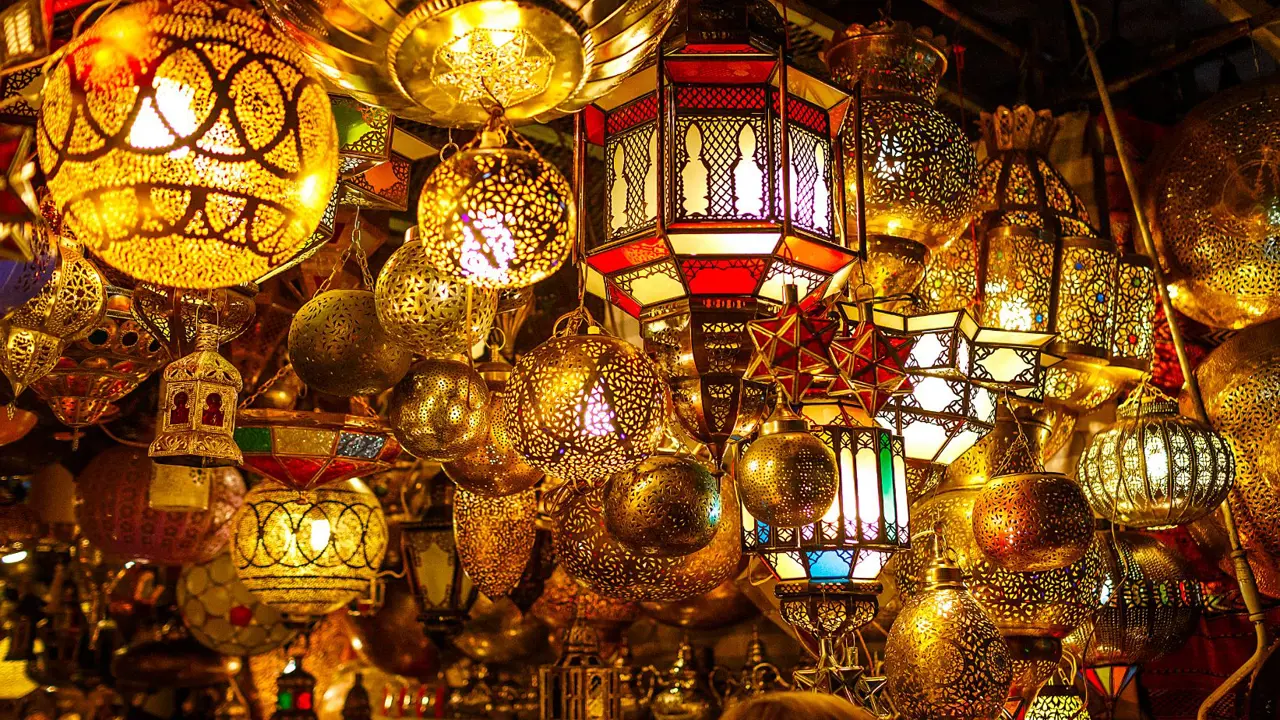  Range Of Lantern And Lamp Hanging In The Market At Marrakesh