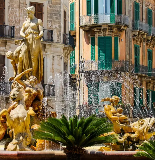 Fountain with ancient statues, Syracuse, Sicily, Italy